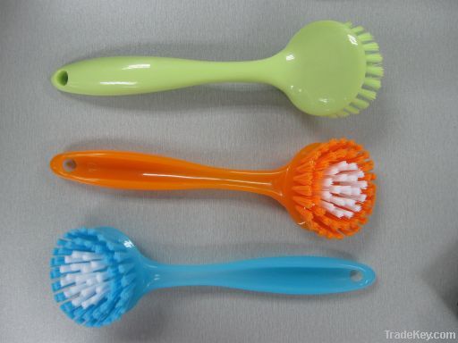 silicone brush and plastic brush