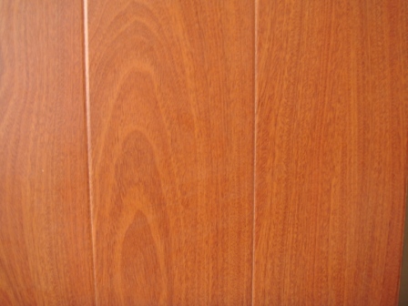 Mould-press mirror finish laminate flooring