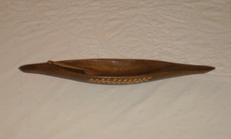 SAMPAN (dugout canoe)