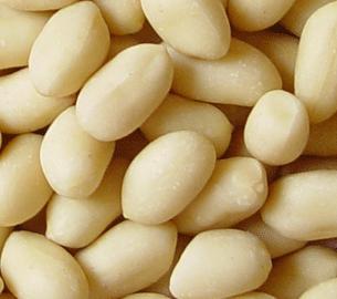 Blanched peanut