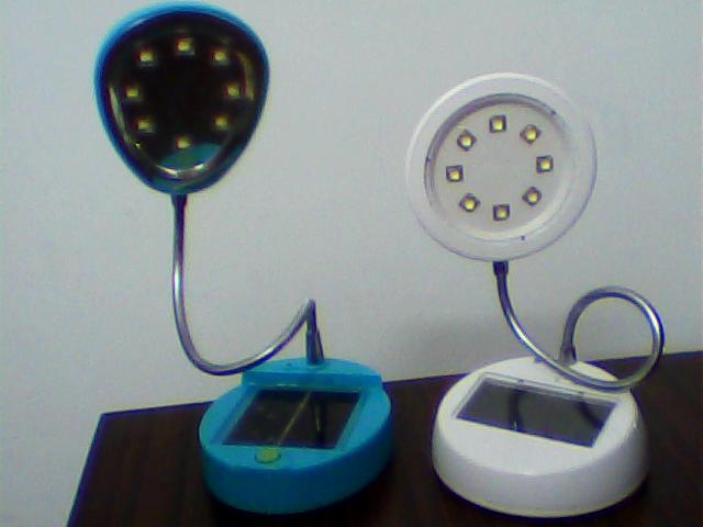 solar table light