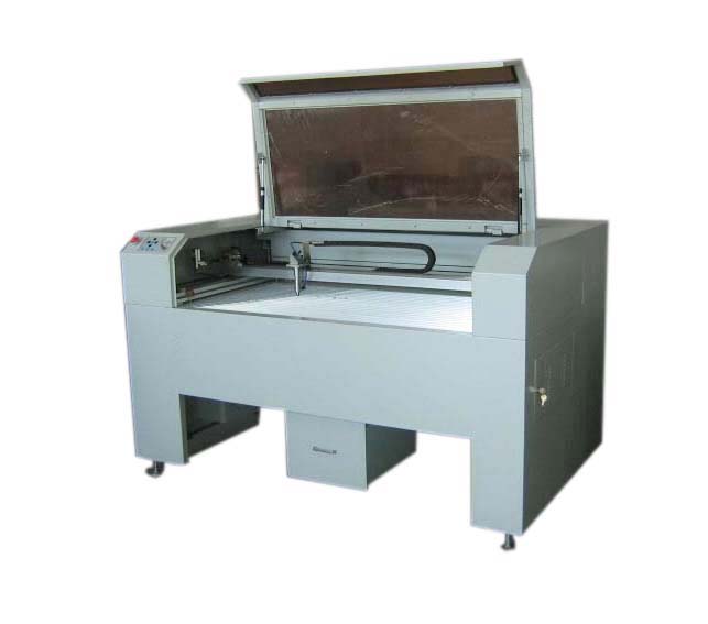 laser cutting machine