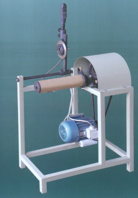 Paper core cutting machine