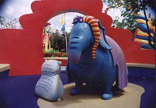 PU(Polyurethane) Elephant Garden Sculpture