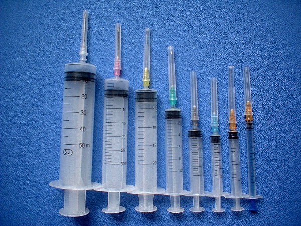 disposable syringe