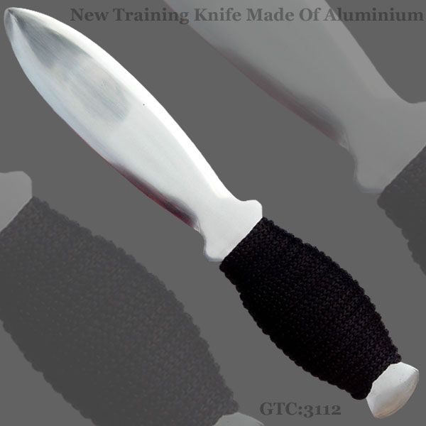 Training Karabits knives