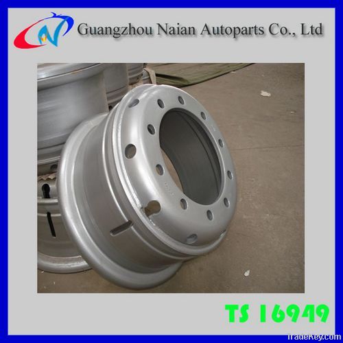 Trailer wheel rim