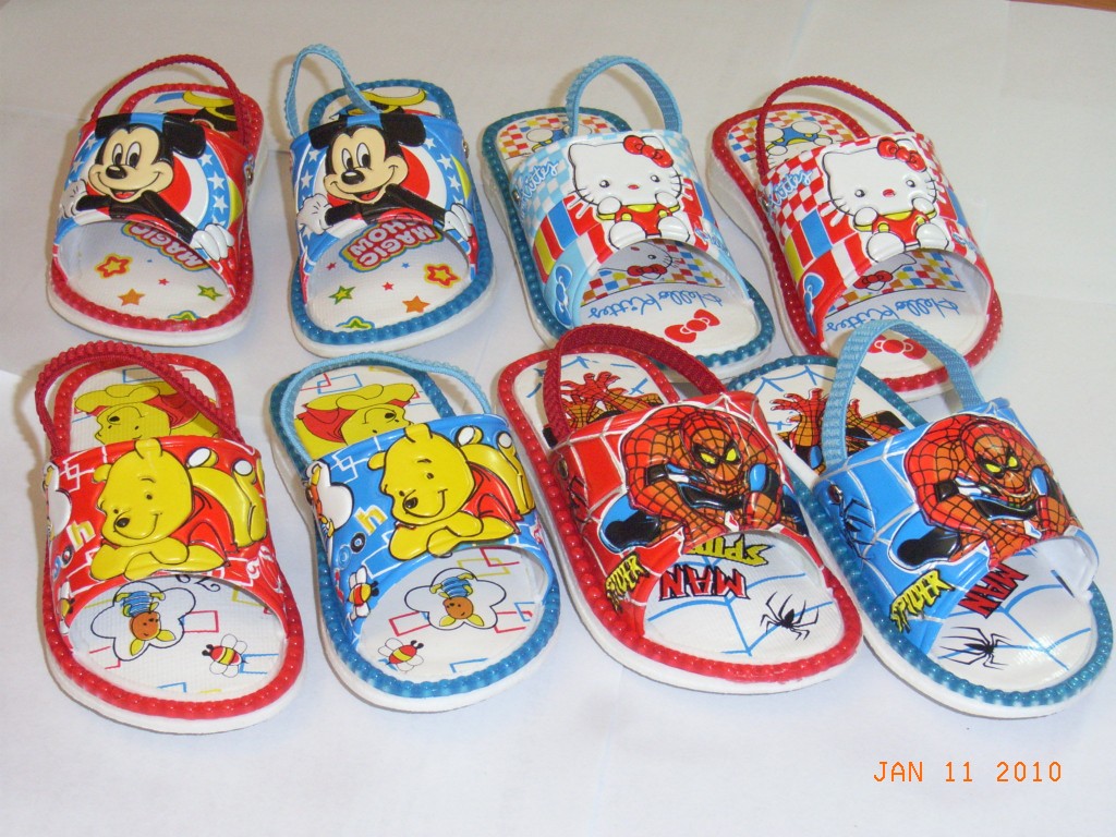 Children&#039;s sandals