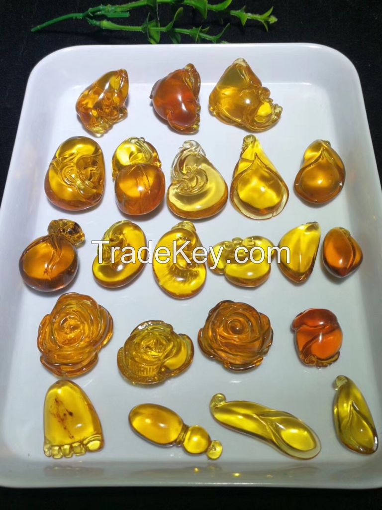 Natural Burmese Amber carvings pendant