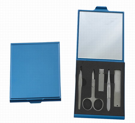 Manicure &amp; Grooming Sets