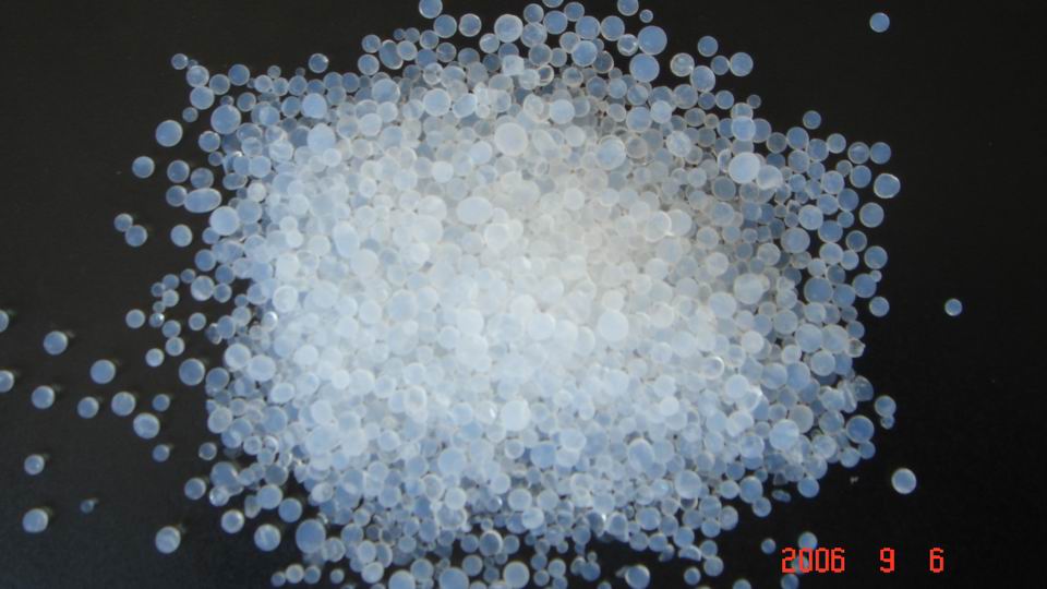 Silica gel cat litter