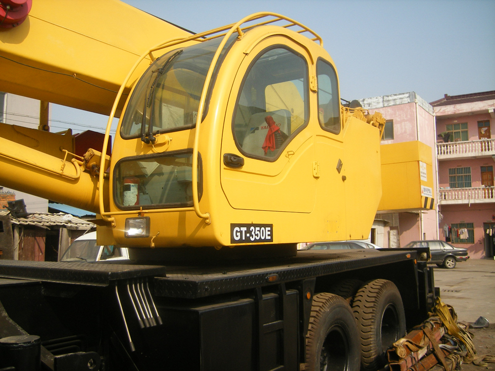 Tadano 35t Mobile Crane