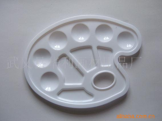 Plastic palette