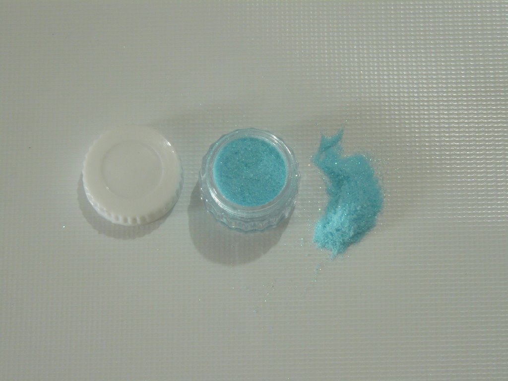 cosmetic glitter