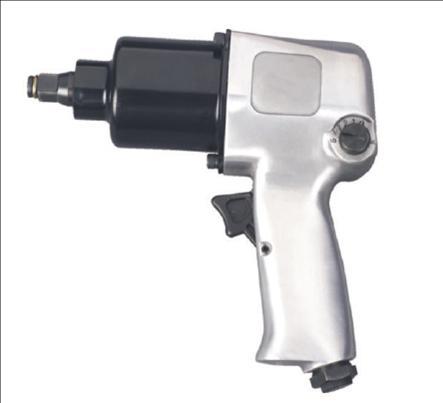 1/2â Heavy Duty Air Impact Wrench