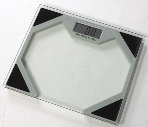 Digital bathroom scale