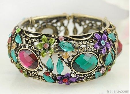 B1007 bollywood style  bangle with chinese crystalstone