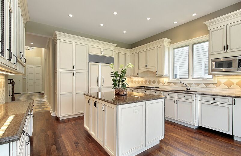 Standard American wood kitchen cabinets