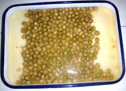 canned green peas