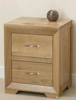 Solid oak bedroom furniture