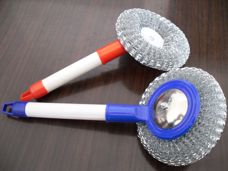 Galvanized Scourer With Handle (MZ2007)