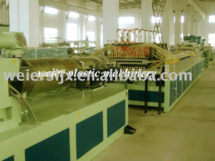 wood-plastic door extrusion line