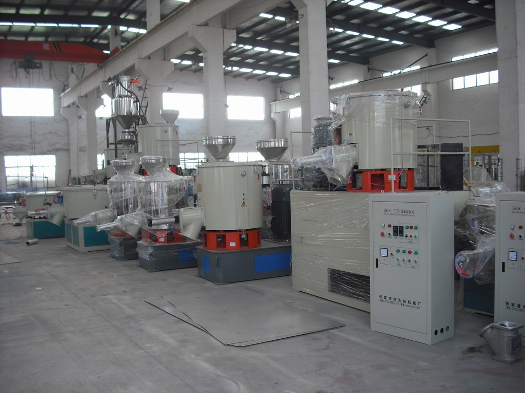 plastic mixing machine