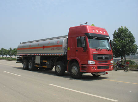 OIL TANK TRUCK