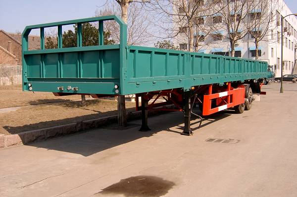 CARGO SEMITRAILER