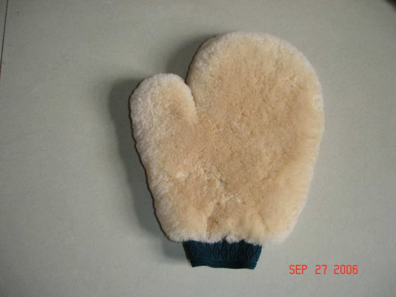 sheepskin washmitt