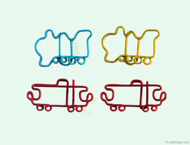 Train shaped paper clips