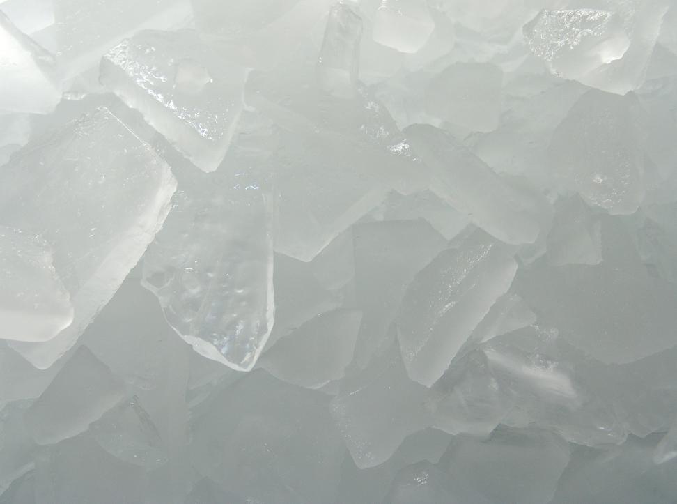 Plate ice machine