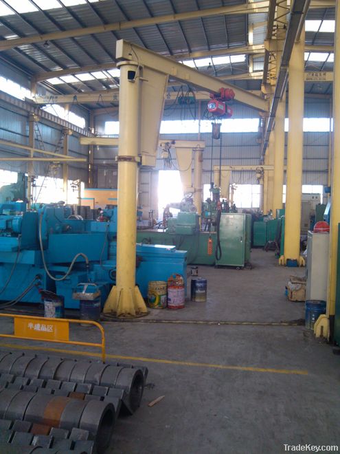 Electric Column Swing Lever type Hoisting Crane