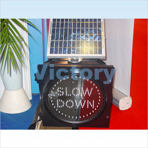 Solar energy caution signal light