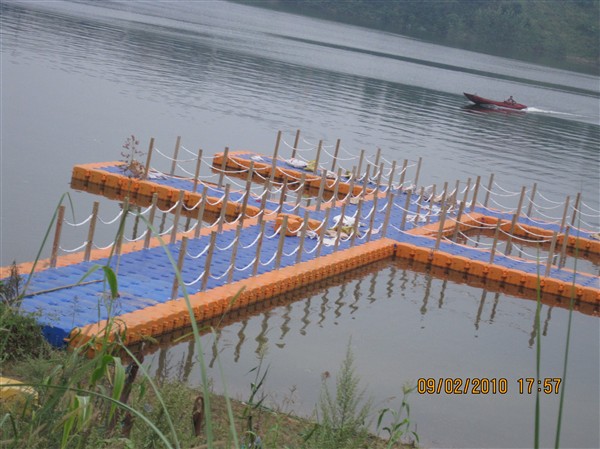 floating pontoon cube