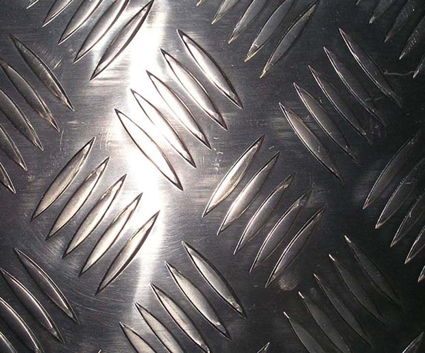 Aluminum panel/tread plate