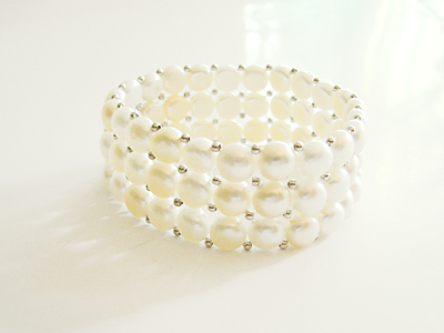 Fresh Water Pearl Bangle