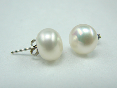 Freshwater Pearl Earring