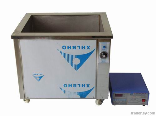 Ultrasonic cleaning machine