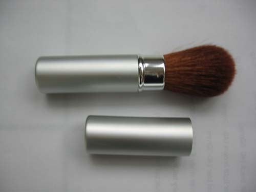 retractable powder brush