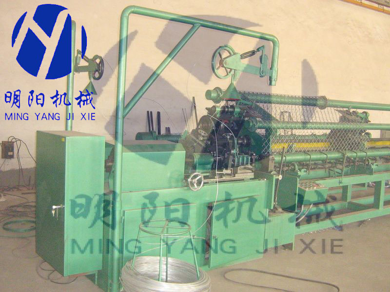 automatic chain link fence machine