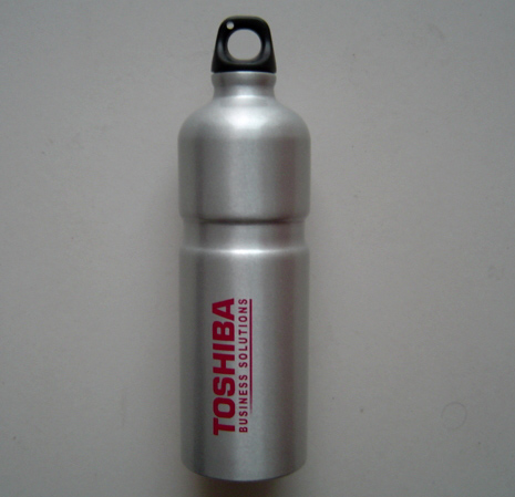 Aluminum sports bottle