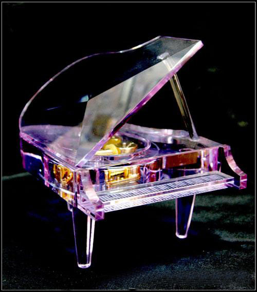 crystal piano music box