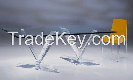 Acrylic diinnig table  Elegant Design Tempered glasstable top + Acrylic base 