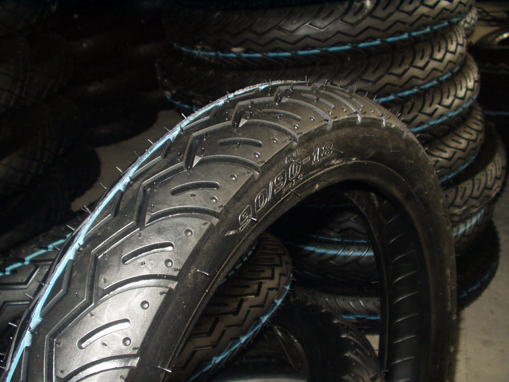 motorcycle tyre