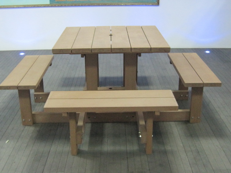 WPC Picnic table