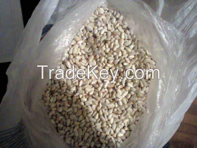 White safflower seeds