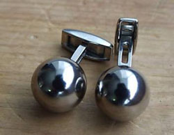 Titanium cufflink