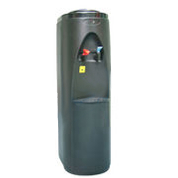 Floor standing water dispenser