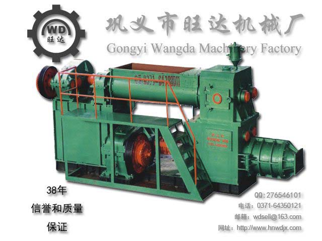 Brick forming machine